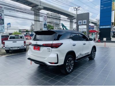 FORTUNER 2.8 LEGENDER 4WD	2022 รูปที่ 4